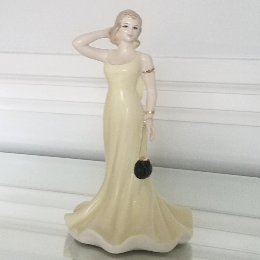 Vintage Coalport Heart To Heart Especially For You Porcelain Figurine
